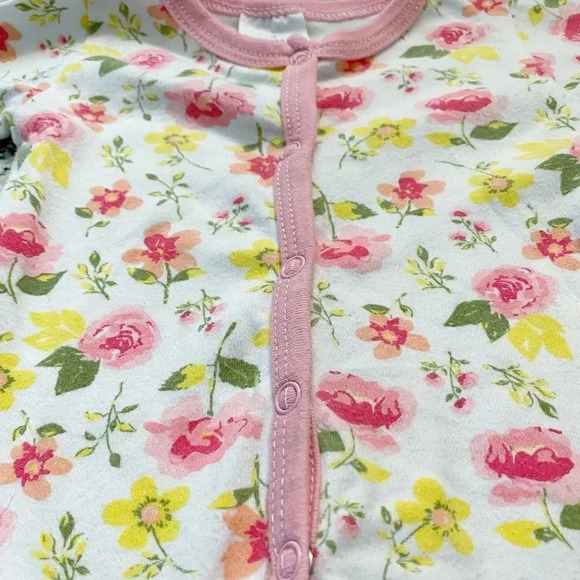 Laura Ashley | Floral Patterned Onesie (0-3 mos) 🌸 - Picture 2 of 4